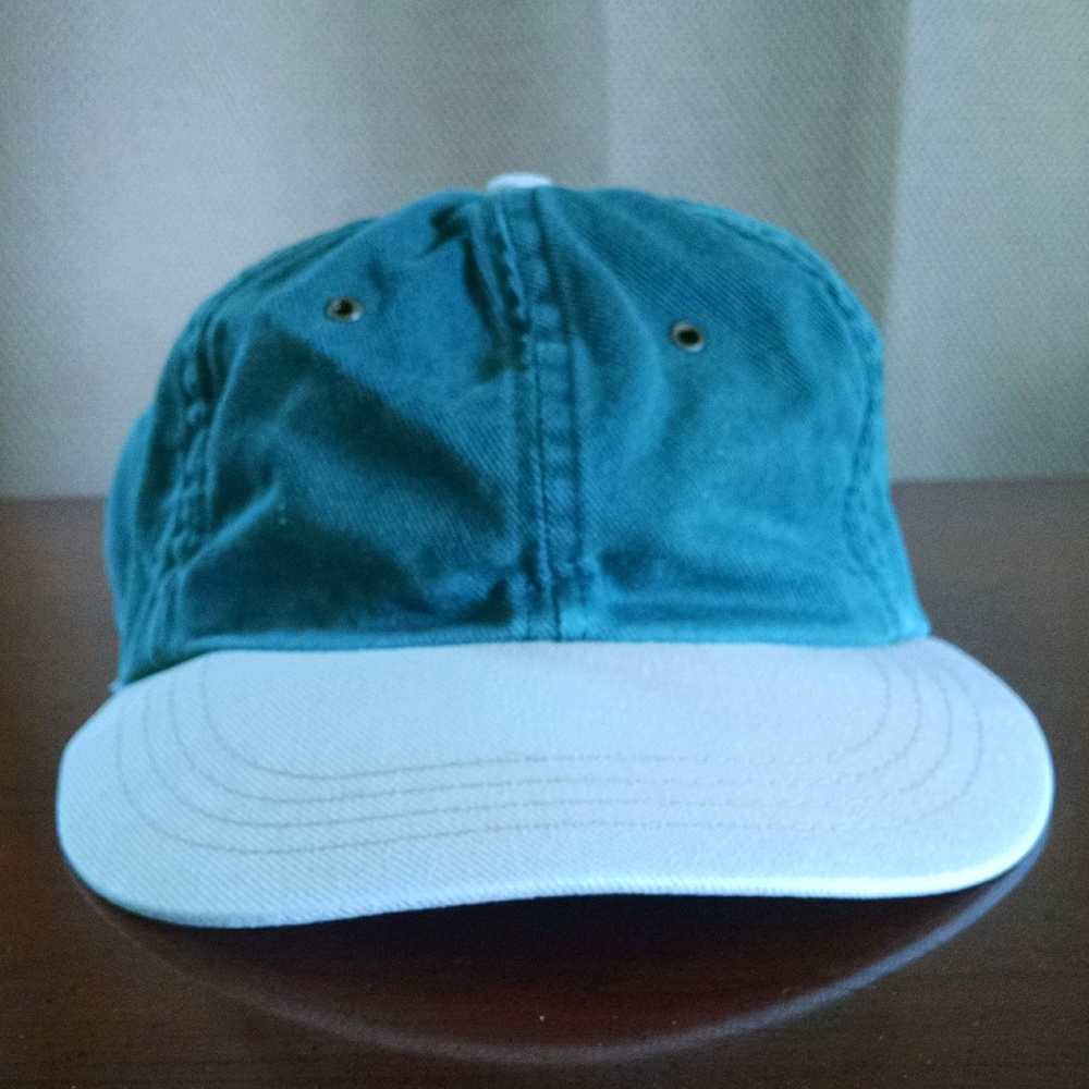 Perry Ellis green/beige cap